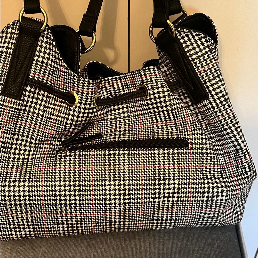 Liz Claiborne Houndstooth Shoulder Bag - Picture 5 of 8